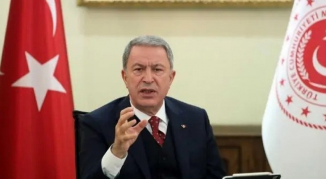 Bakan Akar: “İnşallah asil milletimizi terör belasından kurtaracağız